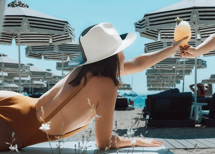 Отель Mykonos Ammos - Small Luxury Of The World